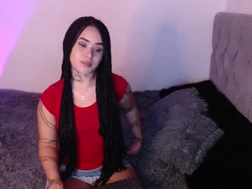Vayolett_Bass Chaturbate stream image from December 18, 2024