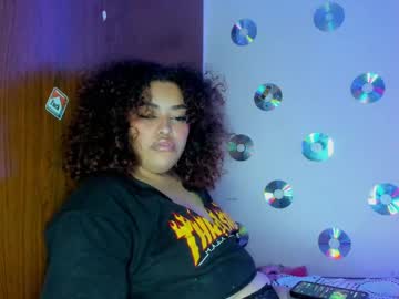 Vodkilapurple Chaturbate stream image from December 18, 2024