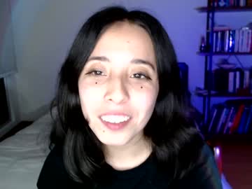 Babyluna_8_8 Chaturbate stream image from December 18, 2024