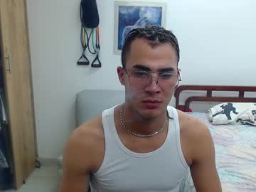 Bigcock2815 Chaturbate stream image from December 18, 2024
