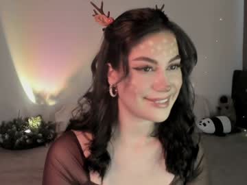Ella_Wisee Chaturbate stream image from December 18, 2024