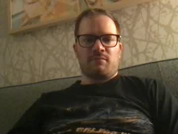 Km0079 Chaturbate stream image from December 18, 2024
