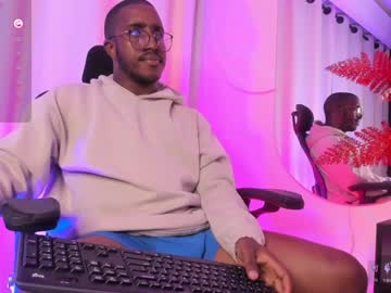 Adam_Arthur Chaturbate stream image from December 18, 2024