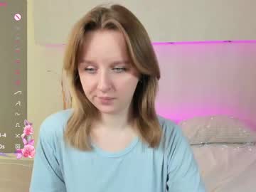 Alice_Diva Chaturbate stream image from December 18, 2024