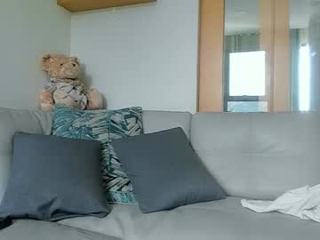 Arni_Strong Chaturbate stream image from December 18, 2024