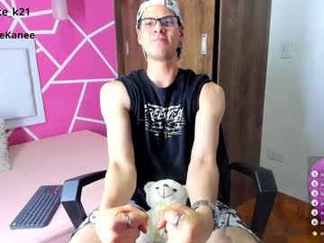 Bruce_Kh Chaturbate stream image from December 18, 2024