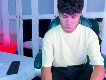 Daniel_Harris Chaturbate stream image from December 18, 2024