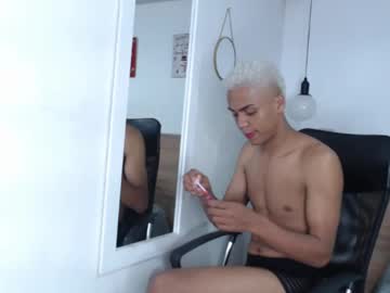 Dominic_F00x Chaturbate stream image from December 18, 2024