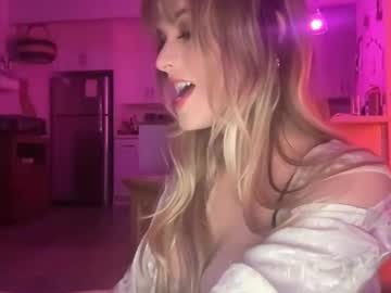 Dragonette4 Chaturbate stream image from December 18, 2024