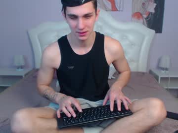 Frank_Mooree Chaturbate stream image from December 18, 2024