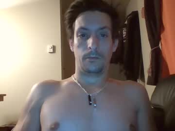 Hardwoodqc Chaturbate stream image from December 18, 2024
