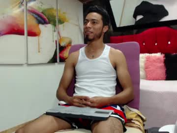 Jamez_Rashford Chaturbate stream image from December 18, 2024