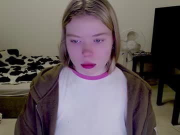 Kitten_Jenny01 Chaturbate stream image from December 18, 2024