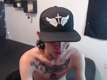 Latins_Boys_20 Chaturbate stream image from December 18, 2024