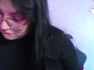 Lilomoon69 Chaturbate stream image from December 18, 2024
