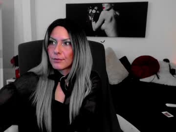 Mistressevelyn_ Chaturbate stream image from December 18, 2024