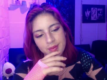 Moonwiny Chaturbate stream image from December 18, 2024