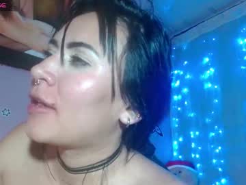 Myomi_Nix Chaturbate stream image from December 18, 2024