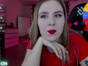 Oliviamunk Chaturbate stream image from December 18, 2024