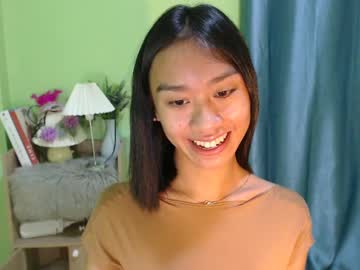 Teamo_Kiara Chaturbate stream image from December 18, 2024