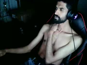 Xwuvzyew Chaturbate stream image from December 18, 2024
