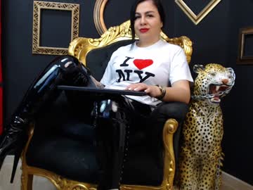 Amberxsmithx Chaturbate stream image from December 18, 2024