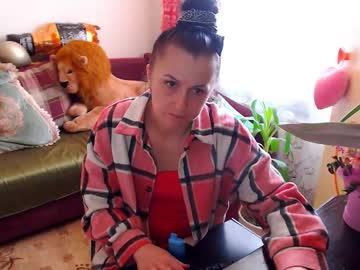 Britney_Precious Chaturbate stream image from December 18, 2024