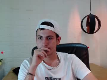 Cerokershelby Chaturbate stream image from December 18, 2024