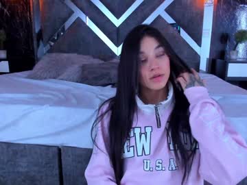 Coraljoness Chaturbate stream image from December 18, 2024