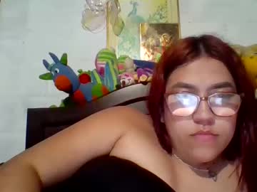Dafne19_ Chaturbate stream image from December 18, 2024