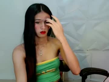 Kate_Romance Chaturbate stream image from December 18, 2024