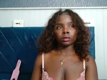 Kilyetvera3x Chaturbate stream image from December 18, 2024