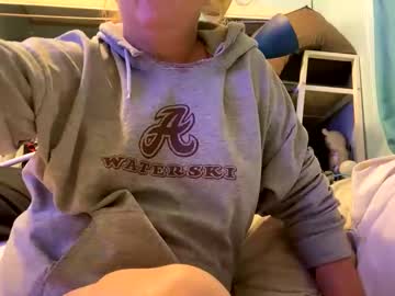 Kinkyharleyquin Chaturbate stream image from December 18, 2024
