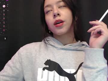 Lilithwallkeer Chaturbate stream image from December 18, 2024