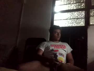 Oscarpajero19 Chaturbate stream image from December 18, 2024