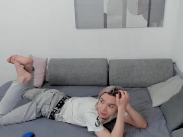 Peggypierce Chaturbate stream image from December 18, 2024
