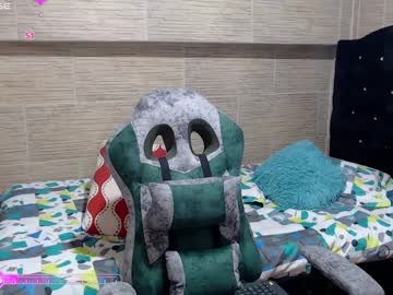 Pretty_Cristal22 Chaturbate stream image from December 18, 2024