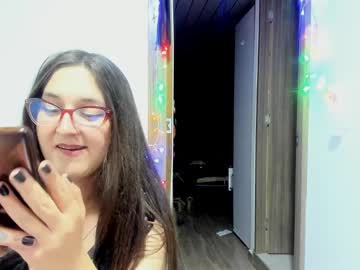Sweet__Suck69bitch Chaturbate stream image from December 18, 2024