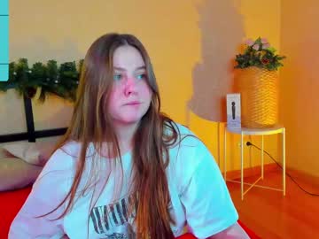Tutti_Fruttyy Chaturbate stream image from December 18, 2024