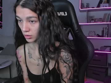 Vinkitinkii Chaturbate stream image from December 18, 2024