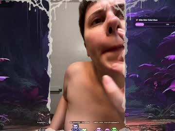 Creepycrawlyqueen Chaturbate stream image from December 18, 2024