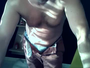 Doggydaddi Chaturbate stream image from December 18, 2024