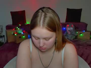 Elizagrant Chaturbate stream image from December 18, 2024