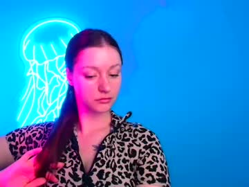 Foxy_Kamilla Chaturbate stream image from December 18, 2024