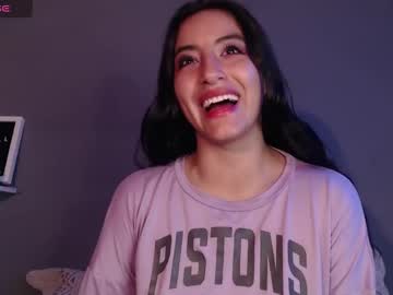 Petite_Camila Chaturbate stream image from December 18, 2024