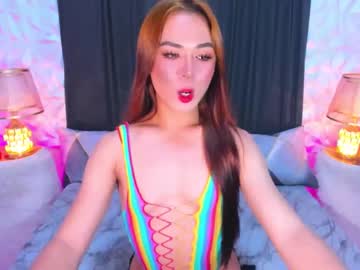 Phlaura Chaturbate stream image from December 18, 2024