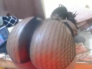 Sweettvanila Chaturbate stream image from December 18, 2024