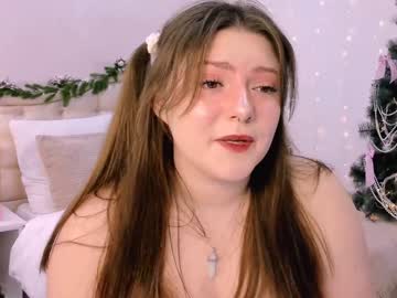 Tinkerbeeelle Chaturbate stream image from December 18, 2024