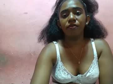 Verronique1511 Chaturbate stream image from December 18, 2024