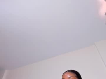 _Ariah Chaturbate stream image from December 18, 2024